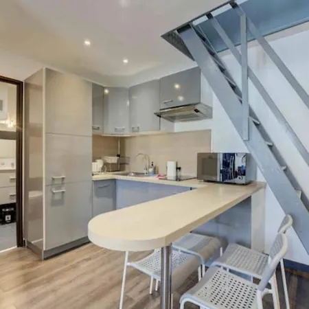 Au Centre-ville Dernier Etage Lejlighed